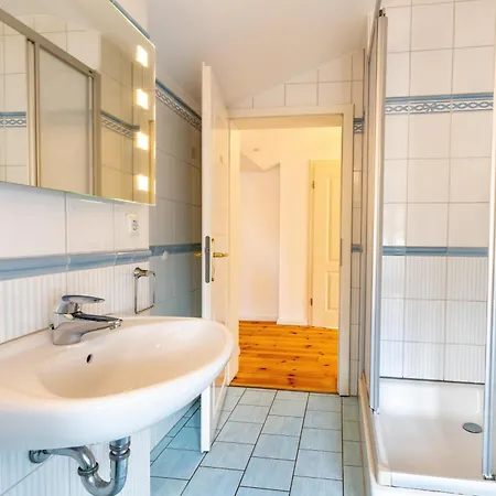 Kaiserbad-heringsdorf-gemuetliche-ferienwohnung-koje 아파트 제바트헤링스도르프